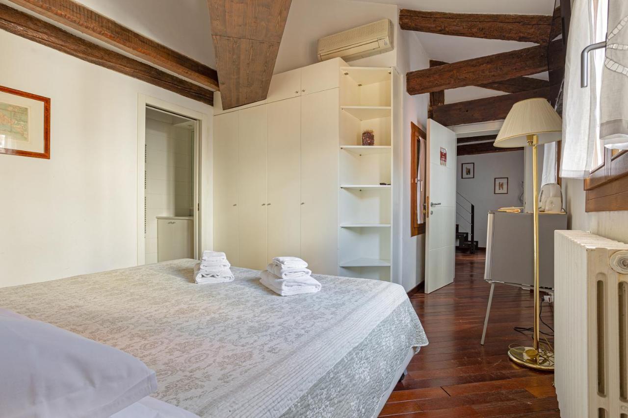 Rialto Canal View Appartement *